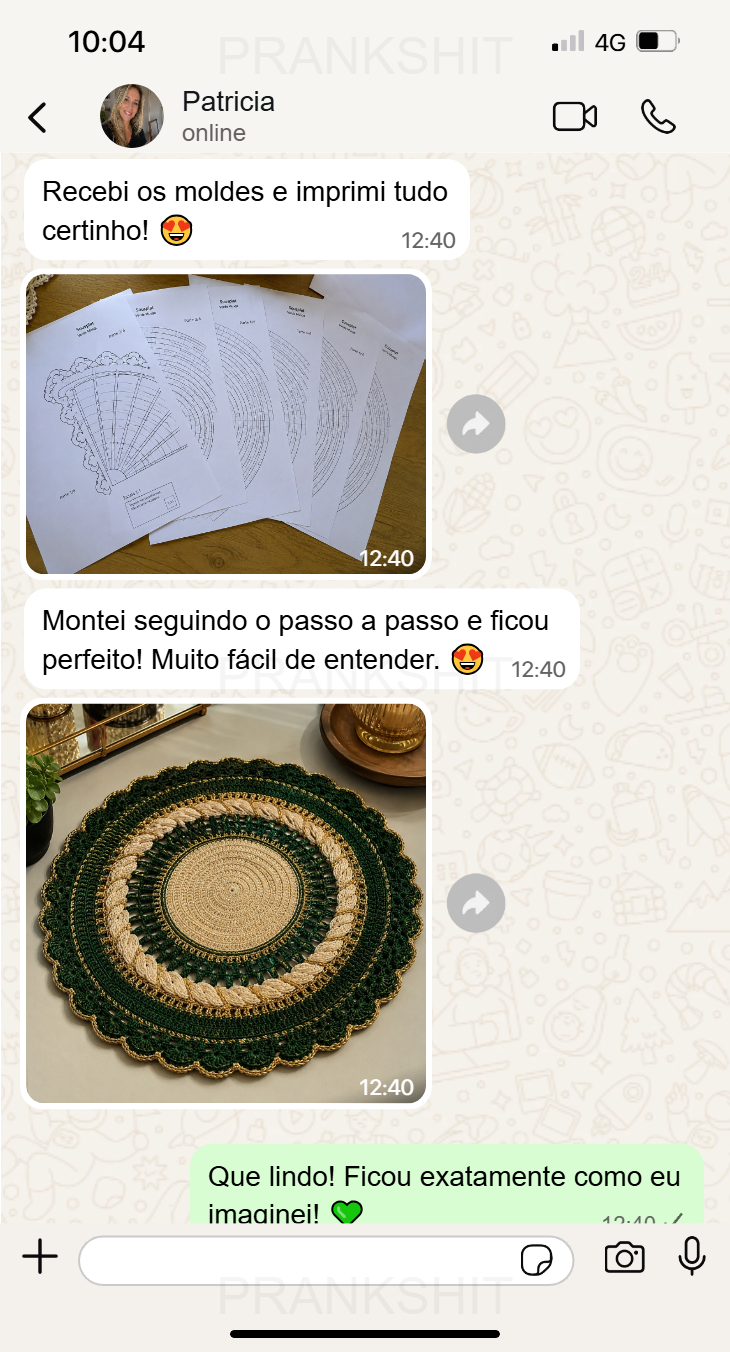 Conversa de WhatsApp da cliente Patricia mostrando os moldes impressos e a peça finalizada